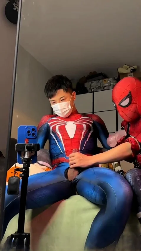 xiaonianyucome spiderman